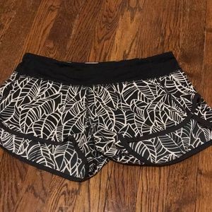 Lululemon Speed Shorts Size 6